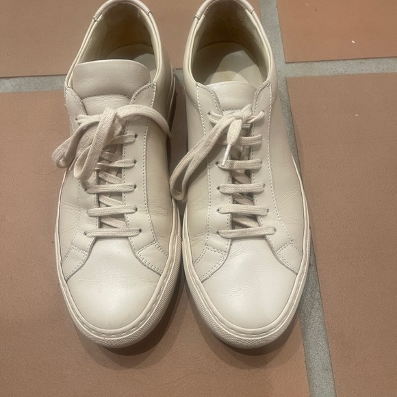Common Projects Beige Low-Top Sneakers - Picture 3 of 7